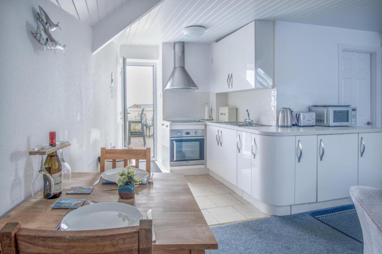 St Julians View - 1 Bedroom Apartment - Тенбі Екстер'єр фото