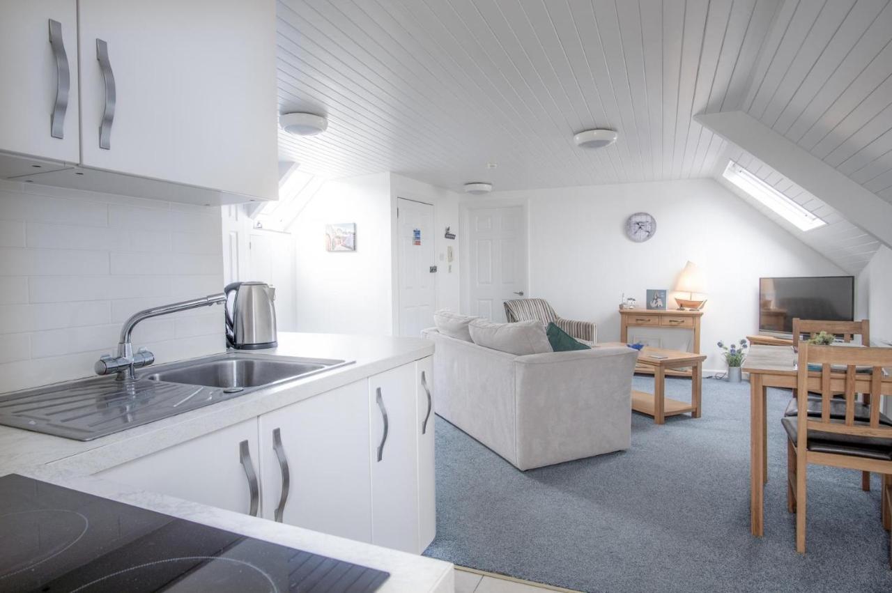 St Julians View - 1 Bedroom Apartment - Тенбі Екстер'єр фото